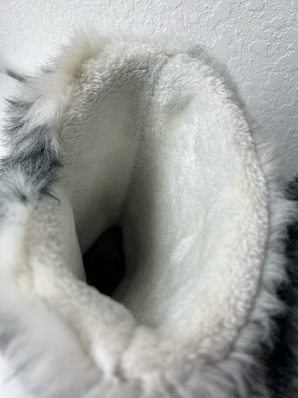 Gray Faux Fur-Trim Winter Boots for Women - Picture 7 of 9